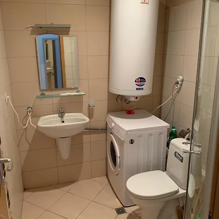 Harmony Hills Tomovi H15 *