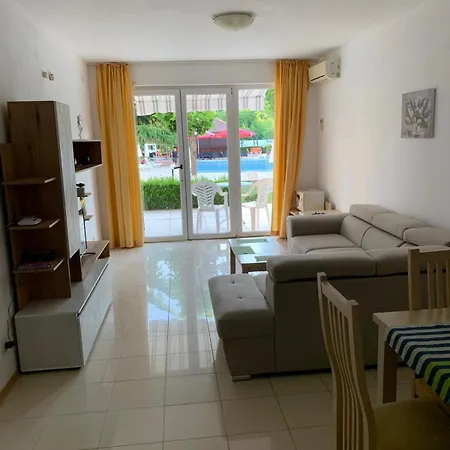 Appartement Harmony Hills Tomovi H15 *