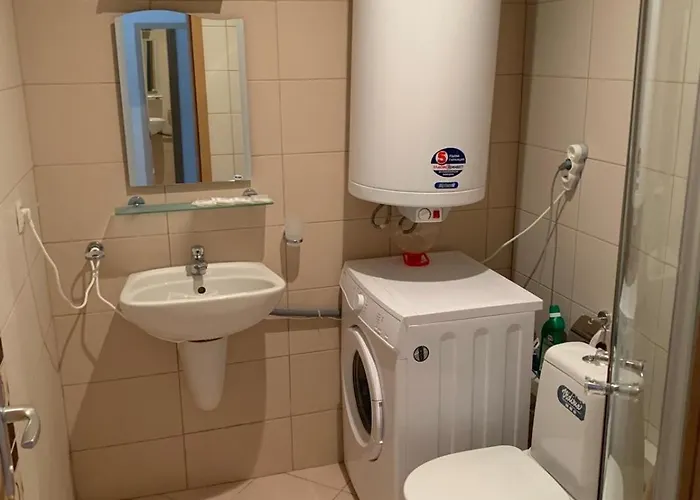 Harmony Hills Tomovi H15 *